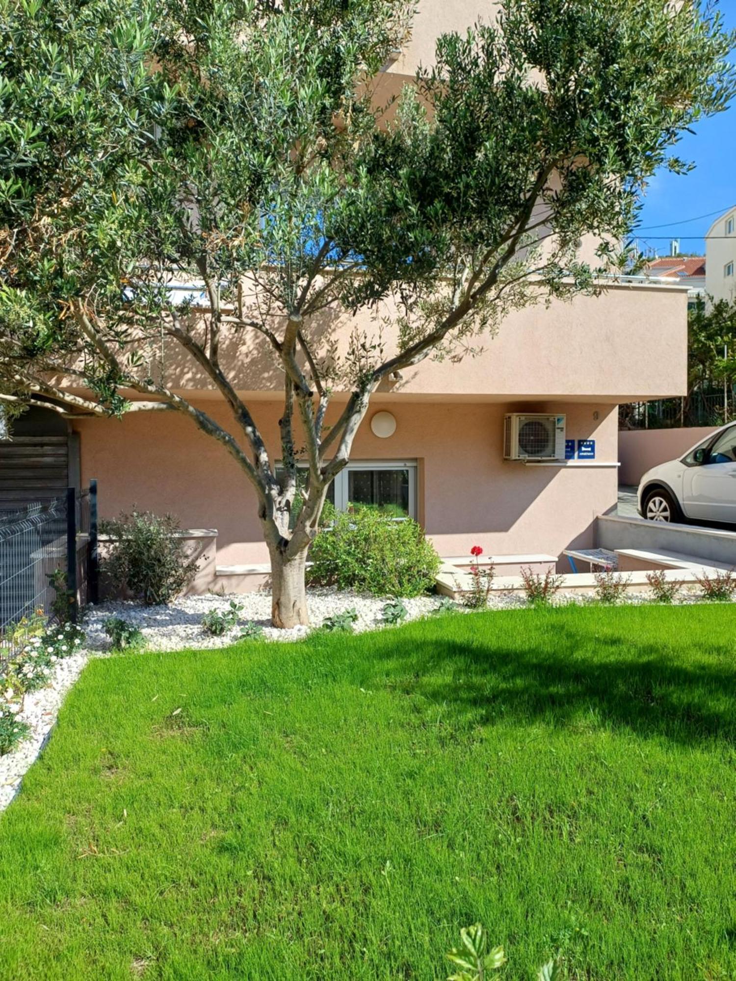 Apartment Zenta With Free Private Parking Split Kültér fotó